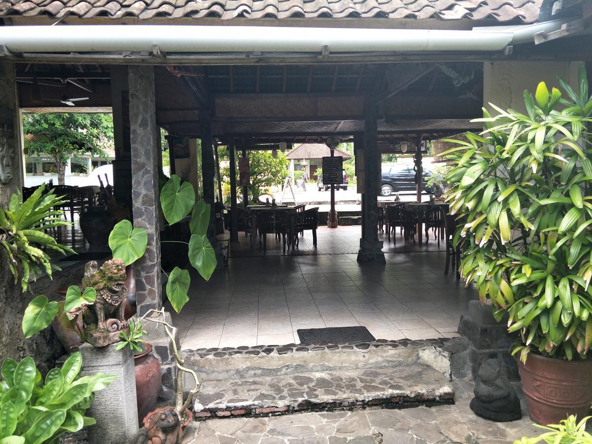 Temple Cafe & Cottages 甘地达萨 外观 照片